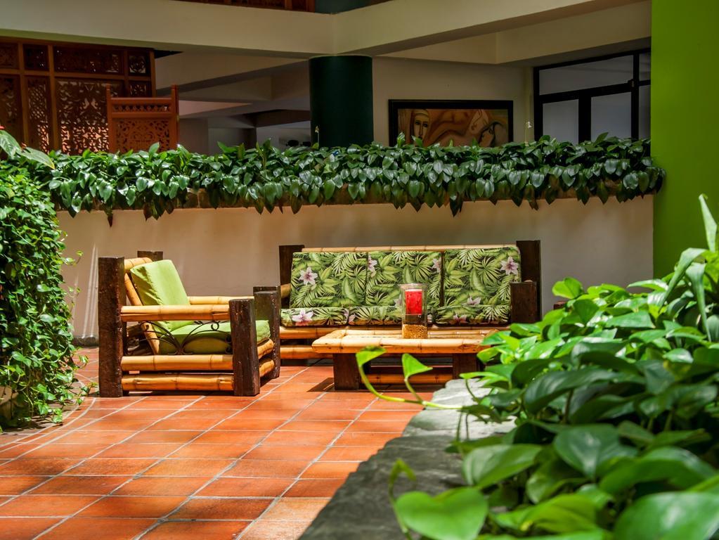 Armenia Hotel Екстериор снимка
